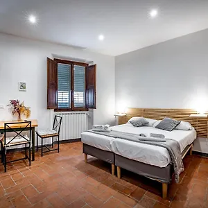 Roommo Via Dei Pilastri Ambra Apartment Florence
